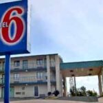 5MOTEL 6