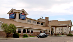 AMERICINN LODGE & SUITES