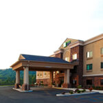 HOLIDAY INN EXPRESS7