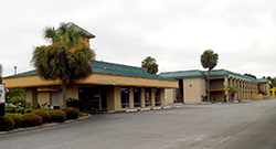 LAKE PARK INN