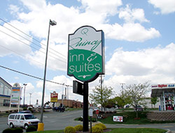 QUINCY INN & SUITES