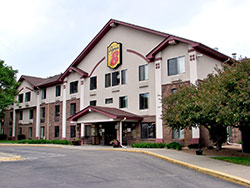 SUPER 8