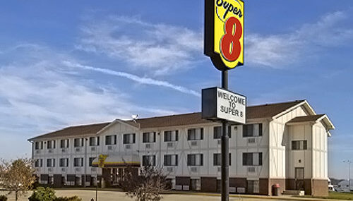 33SUPER 8