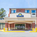 DAYS INN13