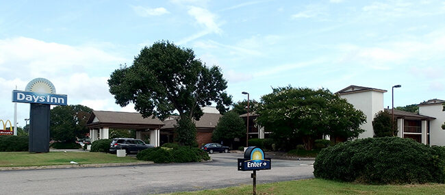 DAYS INN14