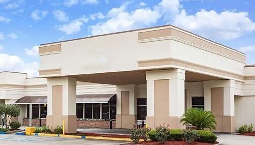 FORMER DAYS INN