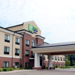 HOLIDAY INN EXPRESS & SUITES