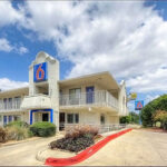 MOTEL 6 FIESTAMOTEL 6 FIESTA